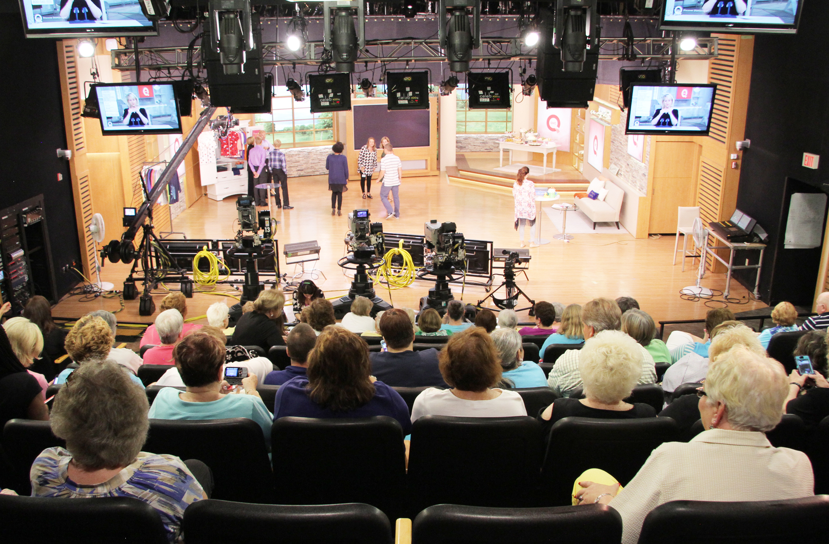 QVC Show Schedule Background