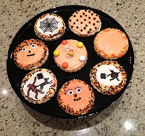 Trick or Treat Cookies & Cupcakes (Nancy Furr)